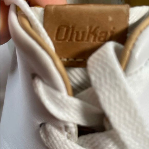 Olukai Lae'ahi li 'ili Leather Sneaker In White Comfort Men’s Sz 9.5 Athliesure - Picture 4 of 14